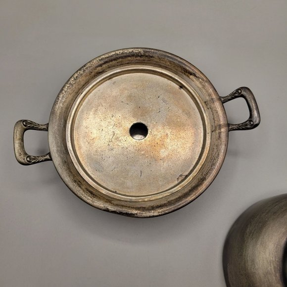 Antique Butter Dish with Ice Hull Albany Silverplate Co 1870-1880 - Picture 9 of 10